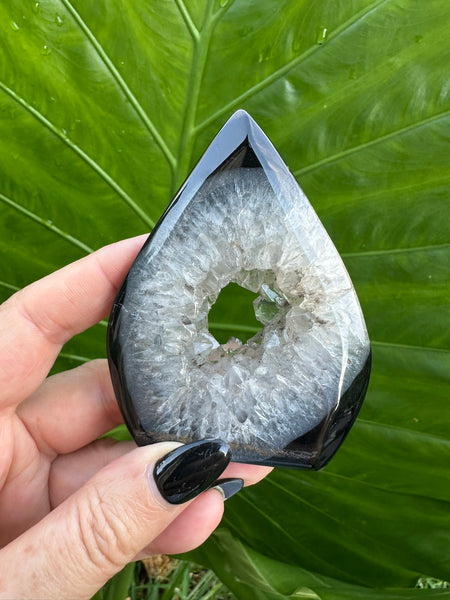 black agate druzy crystal flame 11-1