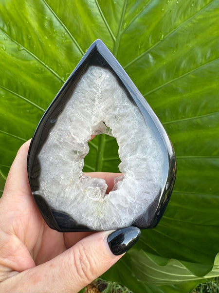 black agate druzy crystal flame teardrop 1
