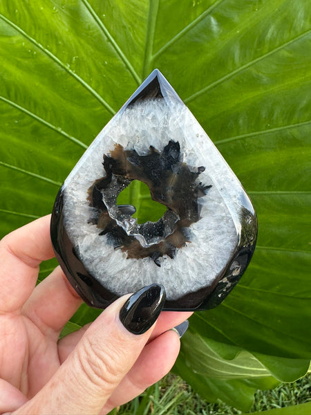 black agate crystal druzy flame 8-1