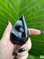 black agate druzy crystal flame - 10-4