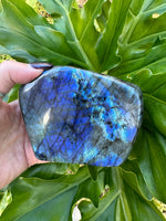 high flash blue labradorite freeform crystal