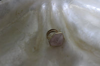 rose quartz pyramid ring